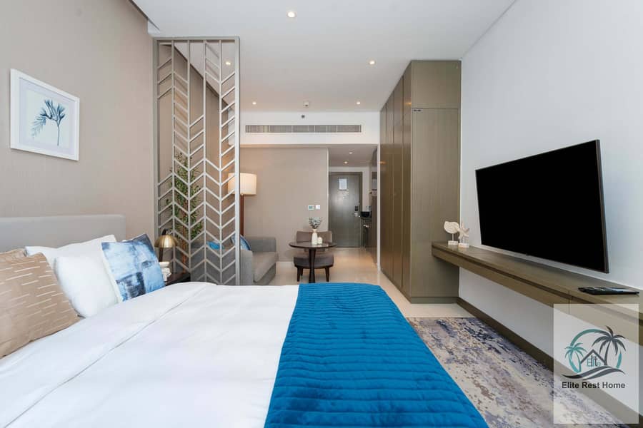 Winter Deal | Canal & Pool View | Near Dubai Mall - Image 6