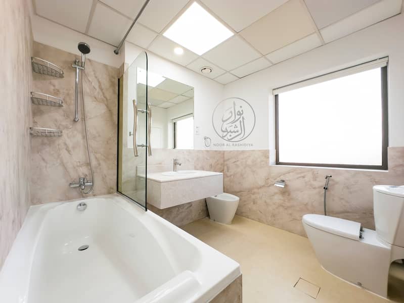 15 Rimal5 Master Bath. jpg
