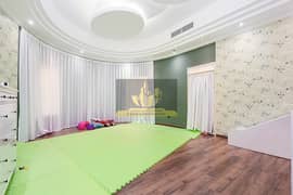 فیلا في المزهر 3،المزهر 6 غرف 320000 درهم - 13262079