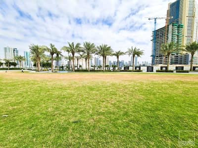 Studio for Sale in Al Khan, Sharjah - Stunning Studio Apartment | Beachfront Living Studio for Sale in Al Khan, Sharjah - Stunning Studio Apartment | Beachfront Living