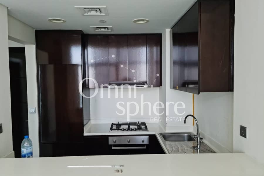 Vacant | Prime Location | High Floor