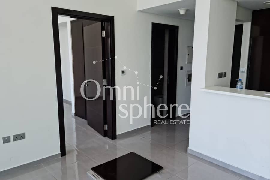 Vacant | Prime Location | High Floor