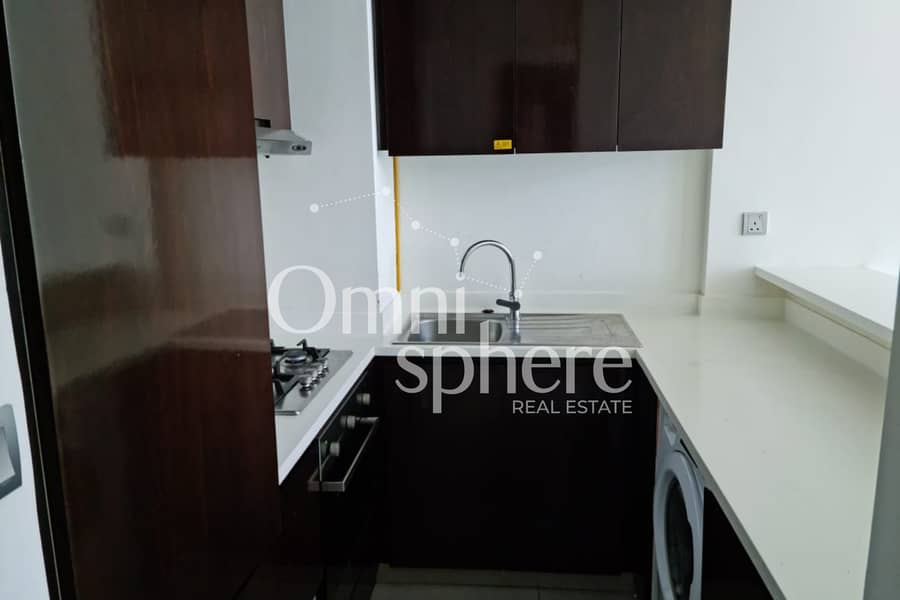 Vacant | Prime Location | High Floor - Image 6