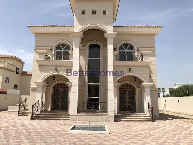 amazing villa warqaa 5 BedroomsIbig Majlis