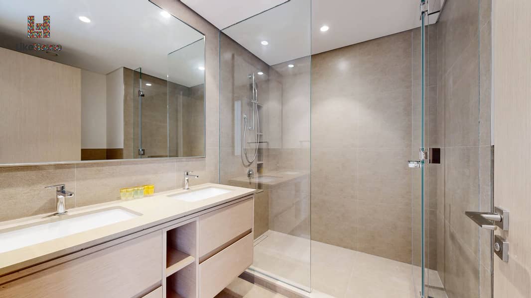 27 10-Downtown-Grande-Signature-6611-Living-Room (17). jpg