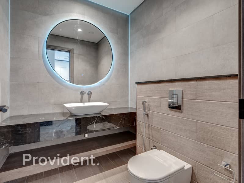 Best Price | Vacant | Brand New | Skyline View - Image 6