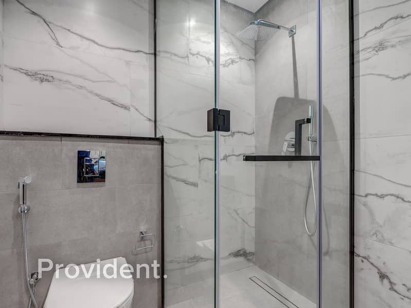 Best Price | Vacant | Brand New | Skyline View - Image 12