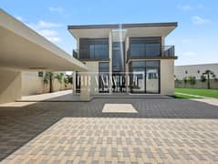 مذهل | قطعة أرض ضخمة | موقع مميز