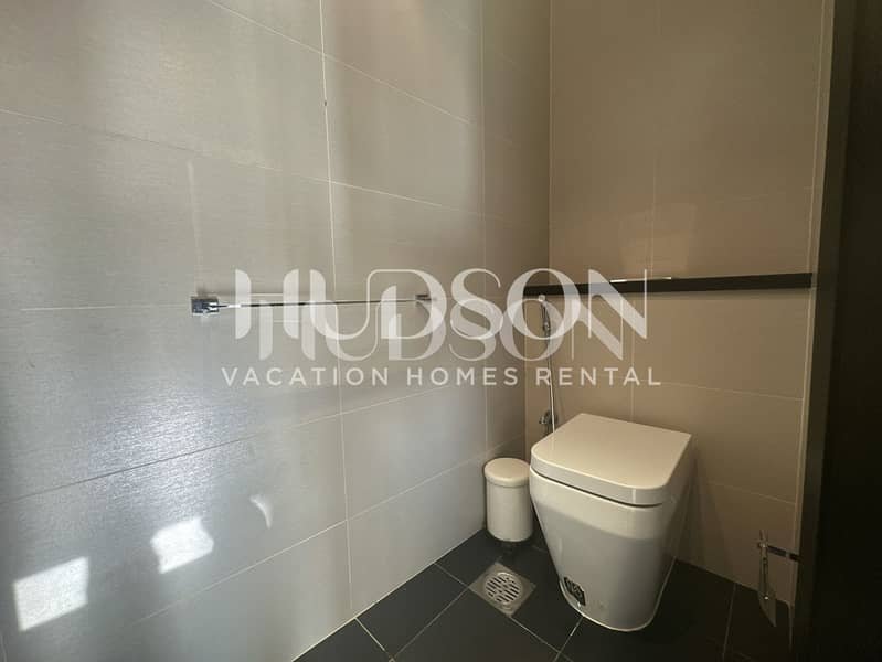 Cozy Marina Escape with Sea view - Image 28