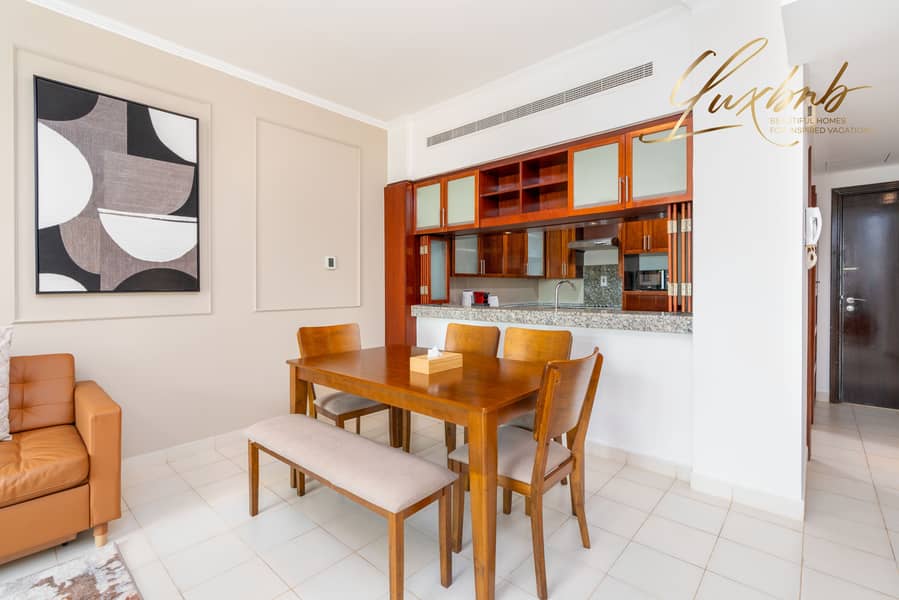 Lake View I Furnished I Bills Included - Image 22