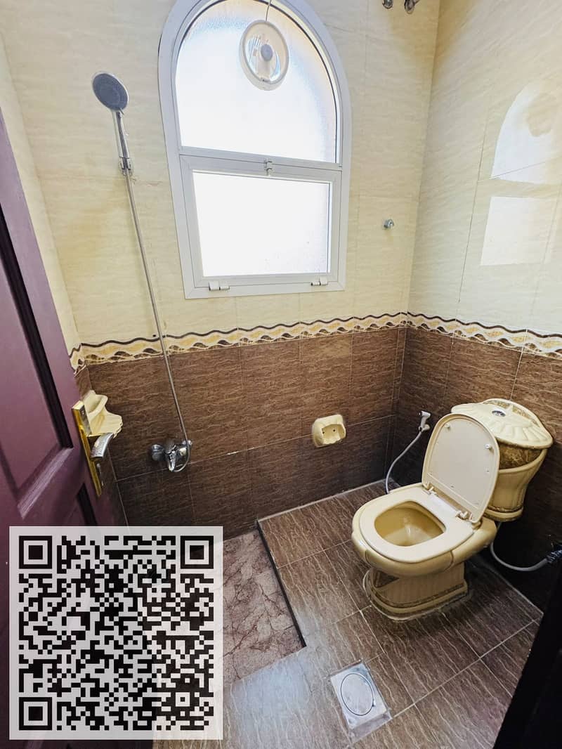 4 a3d8ea1b-51e4-4aad-8fb3-b6cc1b804fe1. jpg