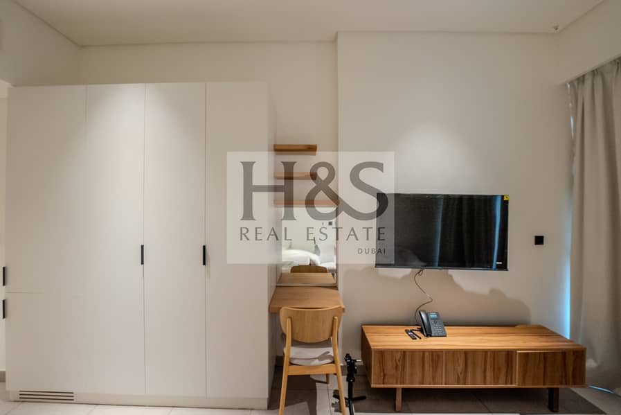 Fully Furnished Studio | All Bills Included | Community View - Image 3