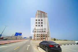 Luxury 3 BHK + Maid & Laundry Room