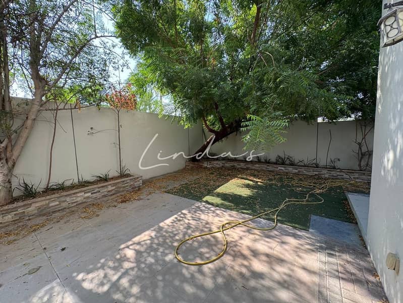 Single row | Spacious | Family community |Vacant