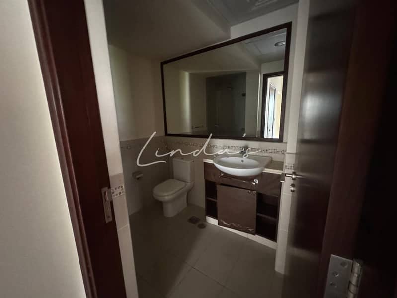 Single row | Spacious | Family community |Vacant - Image 10