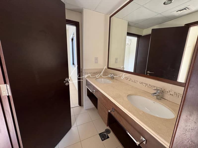 Single row | Spacious | Family community |Vacant - Image 13