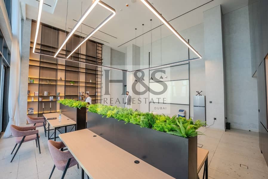 Fully Furnished Studio | All Bills Included | Community View - Image 16