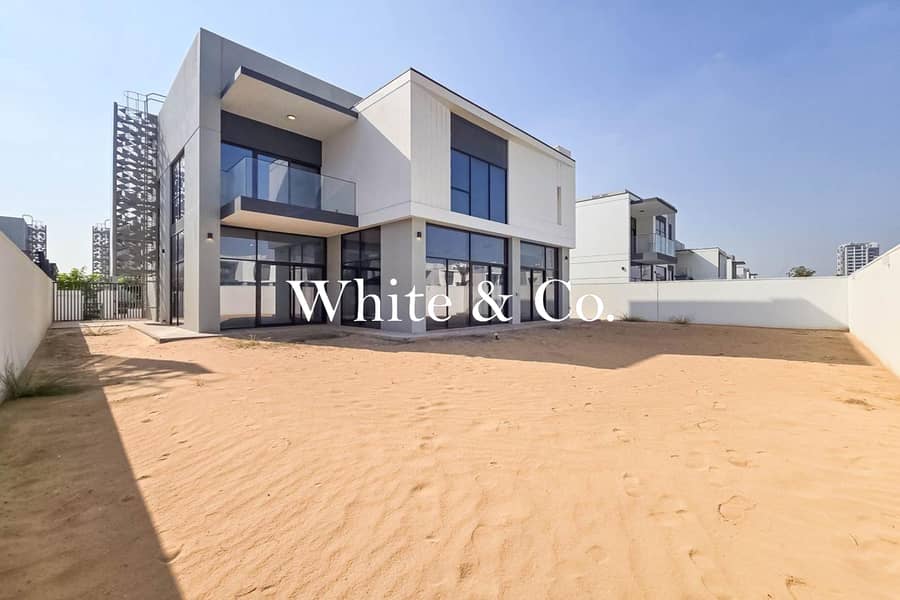 Vastu | Single Row | Vacant On Transfer