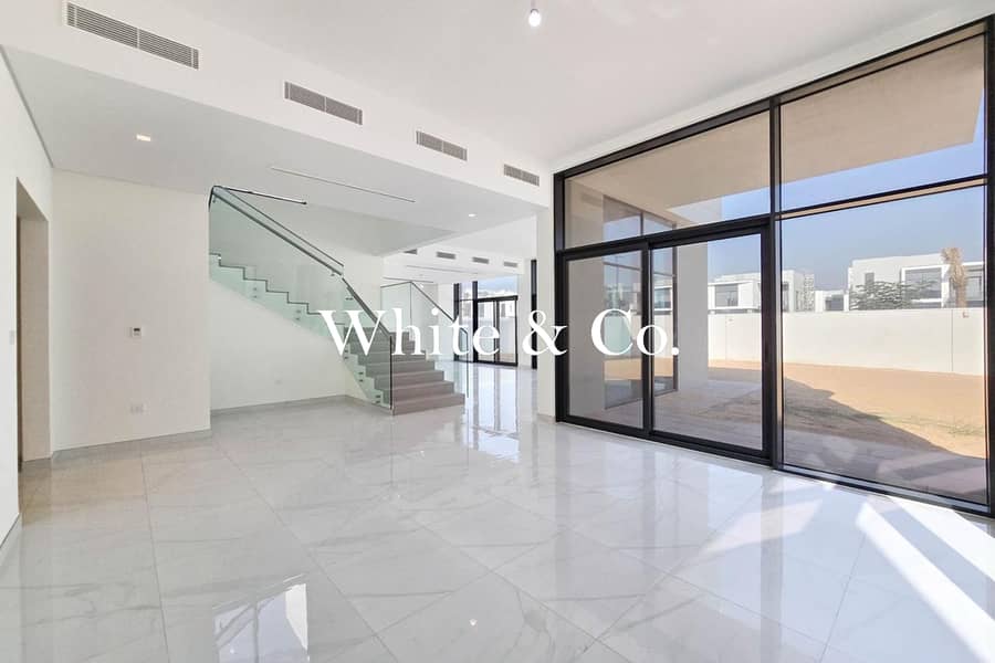 Vastu | Single Row | Vacant On Transfer - Image 7