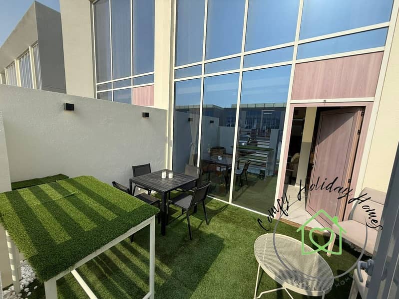 Fully Furnished 1 BHK Town House In Dubai Land - Image 7