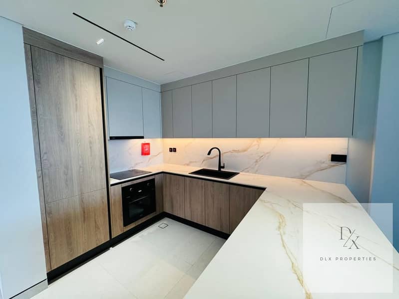 BRAND NEW | READY TO MOVE | SPACIOUS - Image 3