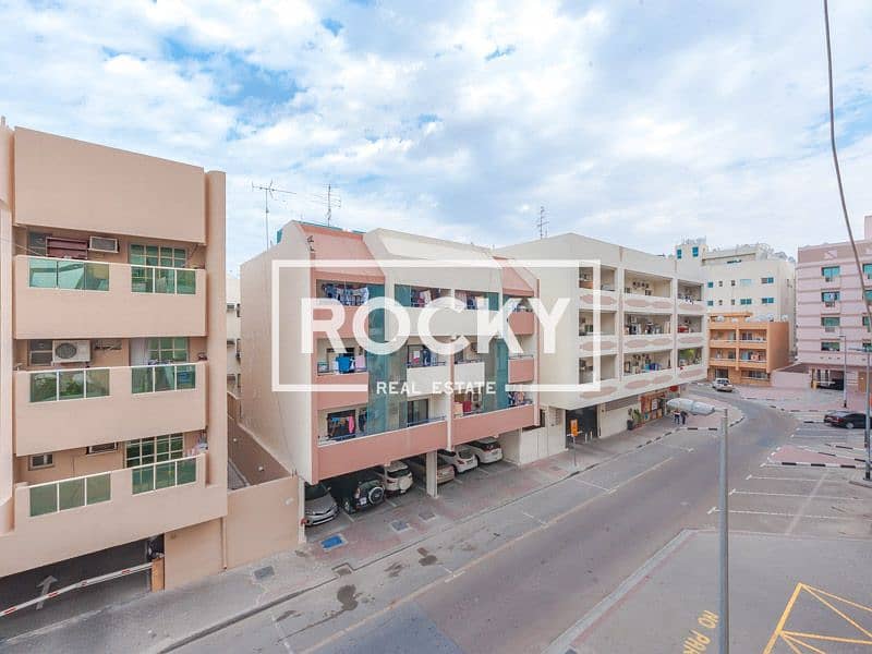 1 B/R with Balcony | near ADCB Metro - Image 15
