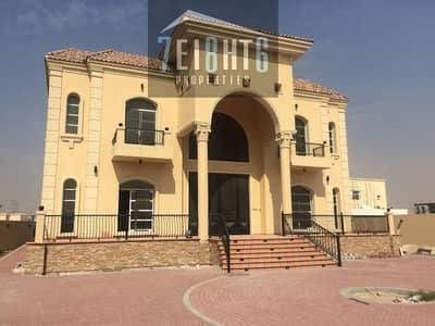 5 b/r high quality beautifully presented private villa + servant quarters + 2 kitchens + stunning private garden 5 b/r high quality beautifully presented private villa + servant quarters + 2 kitchens + stunning private garden