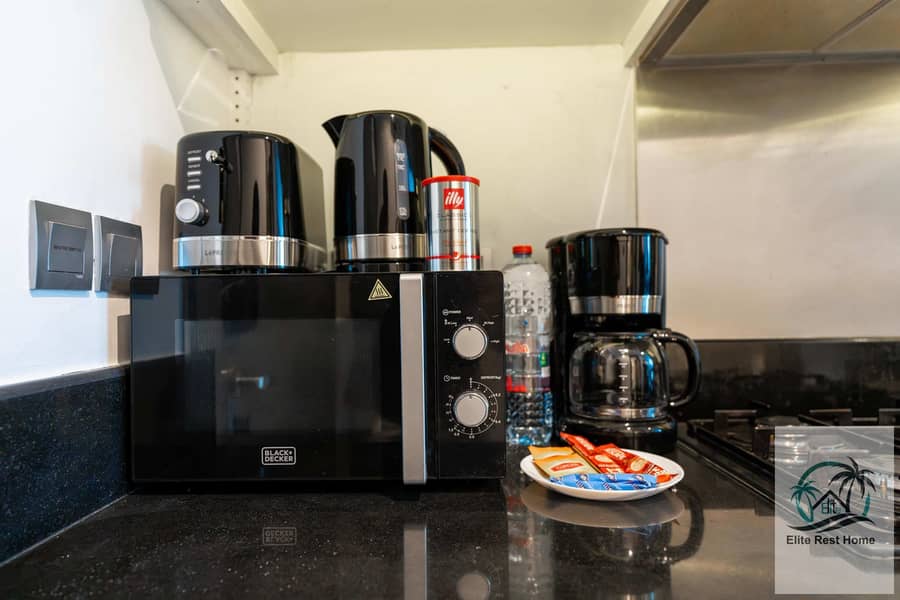 Winter Deal | Canal & Pool View | Near Dubai Mall - Image 15