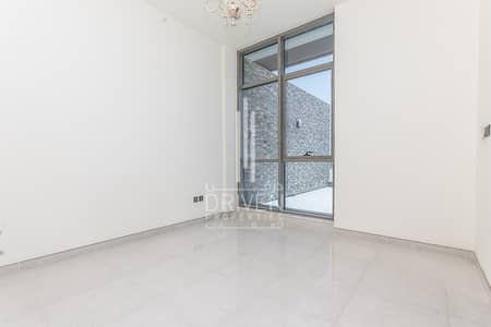 Luxurious 2 Bed Apt with Full Palace View Luxurious 2 Bed Apt with Full Palace View
