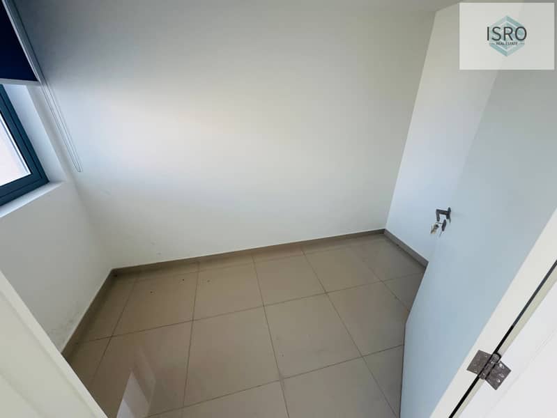 11 IMG_8053. jpg