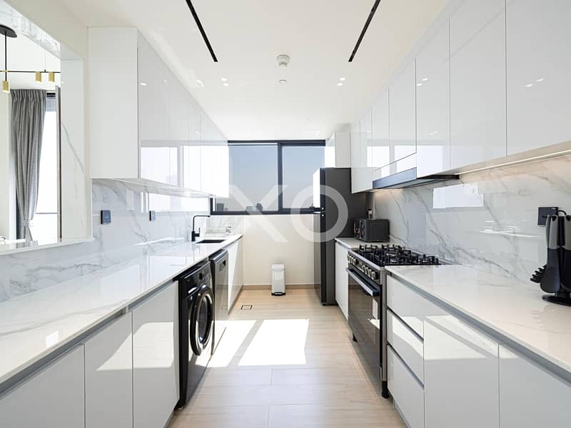 POOL | UPGRADED PENTHOUSE | FURNISHED