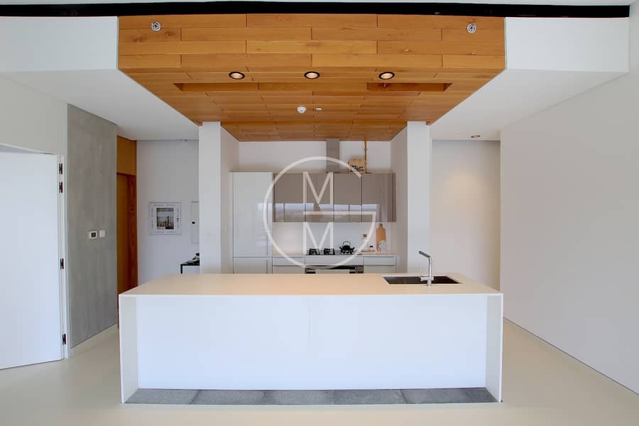 2 Bed | Mid Floor | Sunset View | Vacant