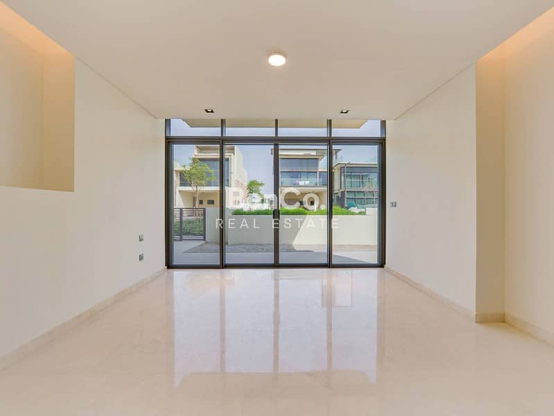 Lowest price 5BR | Biggest Plot | Vacant - Image 20