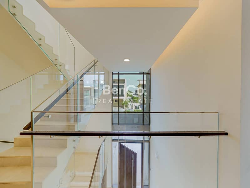 Lowest price 5BR | Biggest Plot | Vacant - Image 10