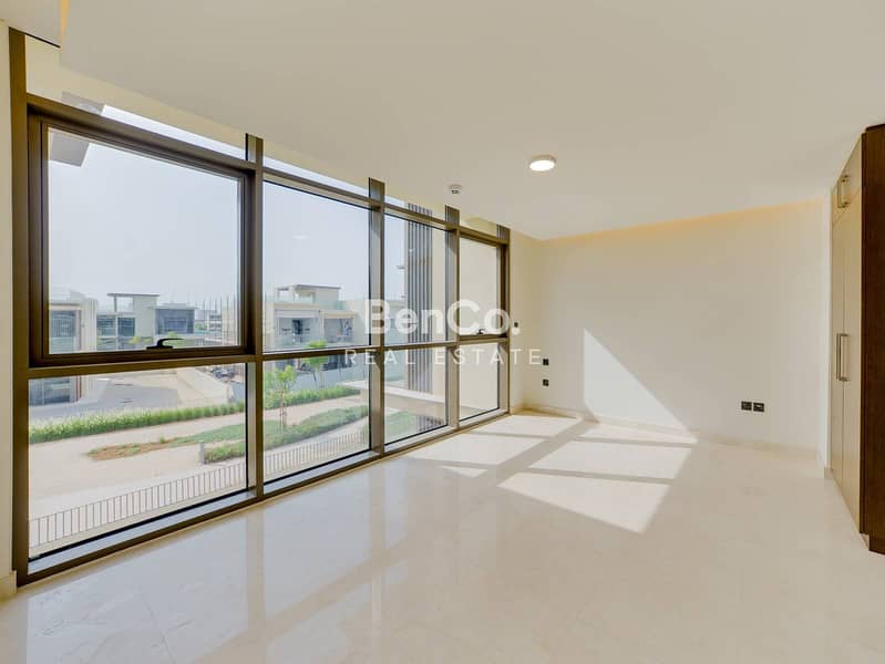 Lowest price 5BR | Biggest Plot | Vacant - Image 17