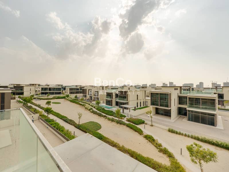 Lowest price 5BR | Biggest Plot | Vacant - Image 25