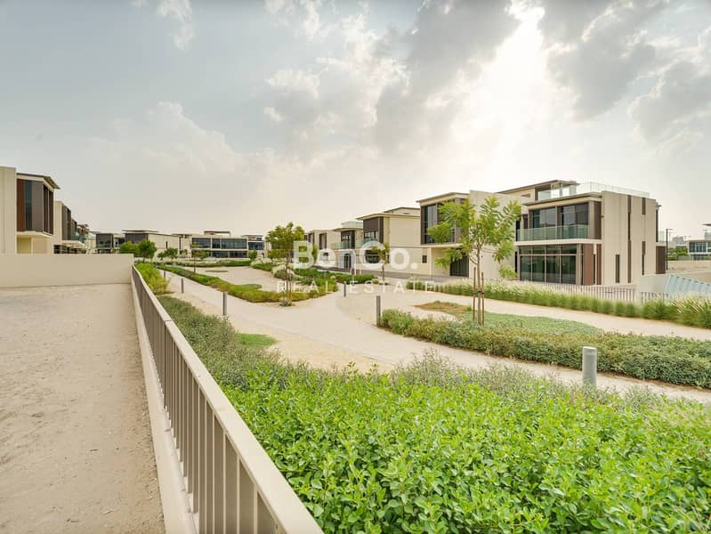 Lowest price 5BR | Biggest Plot | Vacant - Image 24