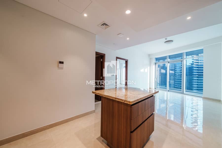 Vacant | Large Layout | Brand New - Image 7