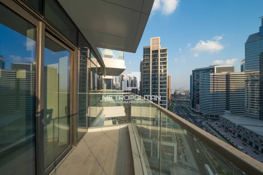 Vacant | Large Layout | Brand New - Image 15