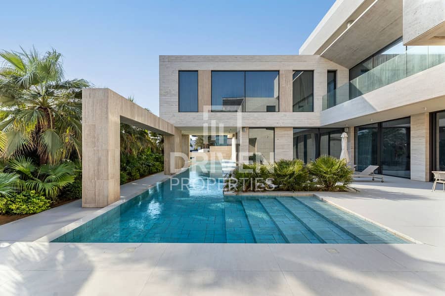 Luxury Villa | Quality Finish | Beach Access Luxury Villa | Quality Finish | Beach Access