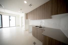 Single Row | Corner 4 BR Unit | Large Backyard