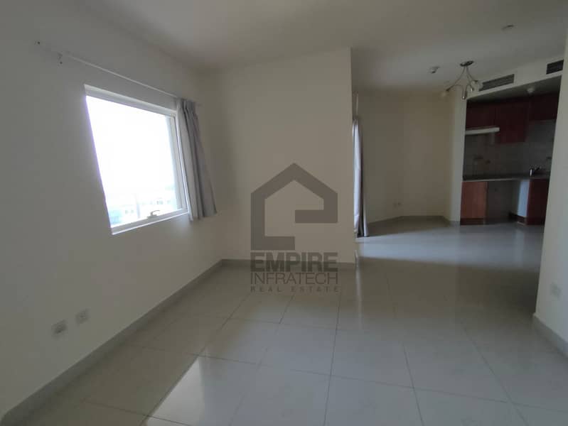 Large Balcony | Upgraded | Luxury in JLT | Bright - Image 7