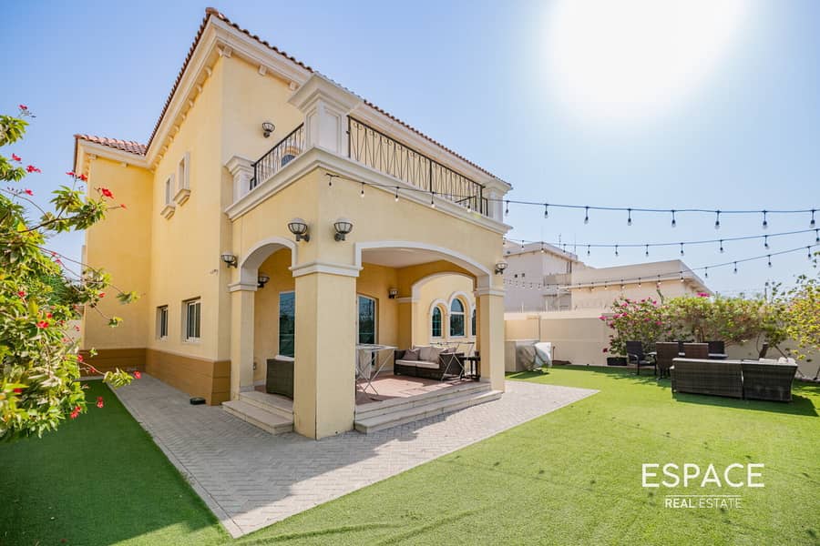 Corner Plot | Landscape Garden | 3 BR Corner Plot | Landscape Garden | 3 BR