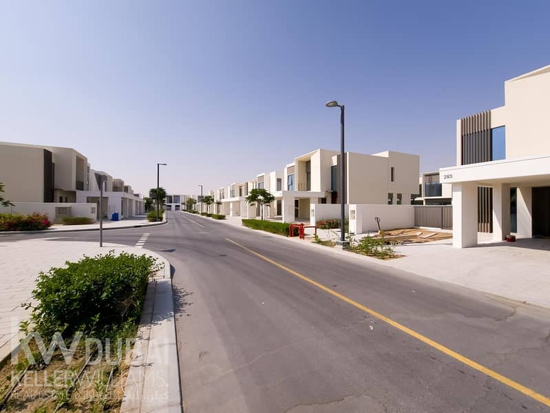 Near Park | Walk to Community Centre | Aston Style - Image 19