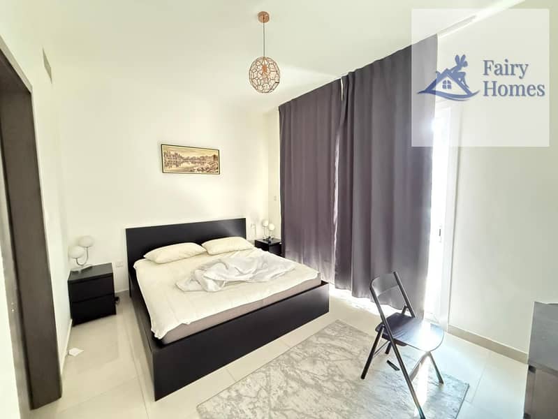 FULLY FURNISHED/CLOSE KITCHEN/NICE VIEW