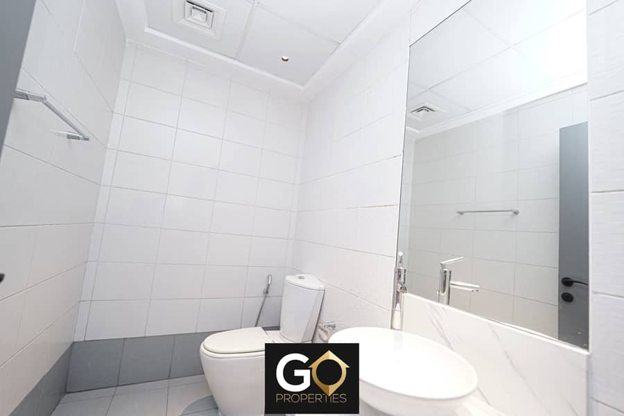 Upgraded | Fully Furnished | One Bedroom | Vastu - Image 12