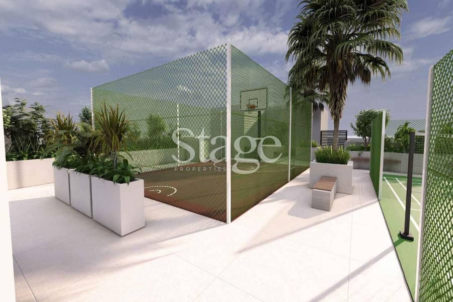 LUXURY LIVING | POOL VIEW | MULTIPLE OPTIONS - Image 9