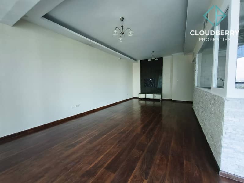 Unfurnished | Golf Course View | Near Metro