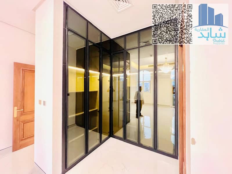 12 496a1f6d-7ced-4202-be07-111164288d10. jpeg