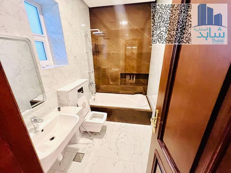 17 02b2700a-7a95-4b63-85a8-19b4853e3513. jpeg